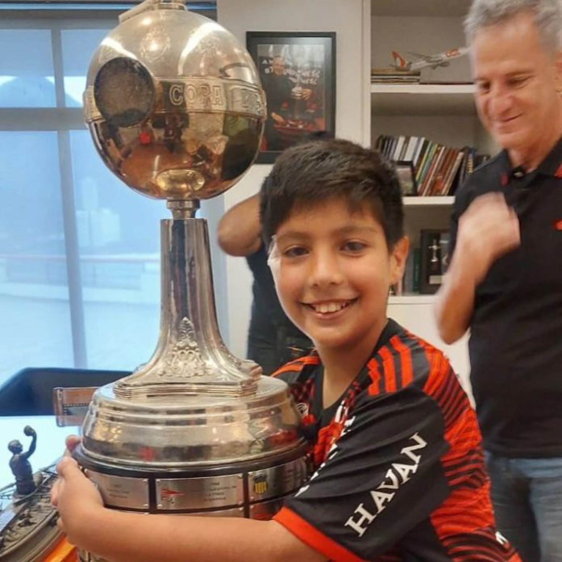 Thiago no CT - Redes Sociais/ Anna Clara Laurindo 