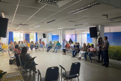 Caxias promove encontro de capacitação para o combate à dengue com profissionais da educação