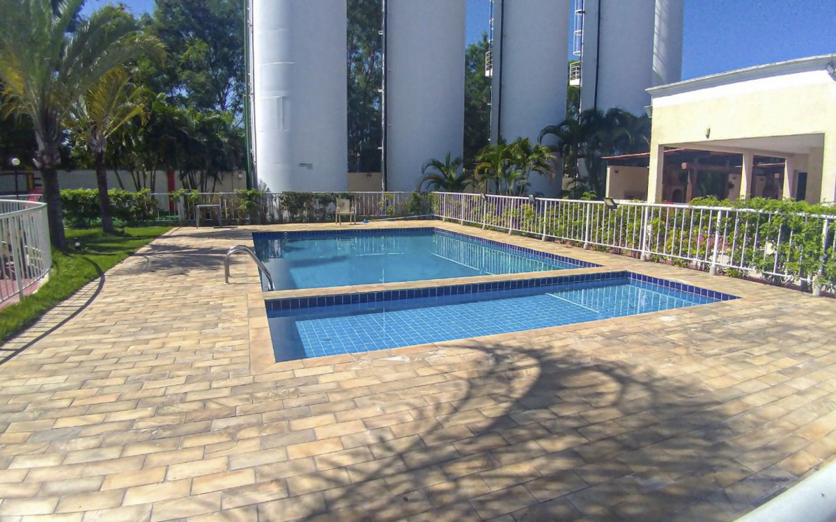 &Aacute;rea de lazer de condom&iacute;nio no M&eacute;ier que tem im&oacute;vel dispon&iacute;vel no feir&atilde;o da loca&ccedil;&atilde;o