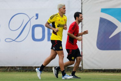 Pedro volta a fase goleadora e vê bom momento se reaproximando no Flamengo