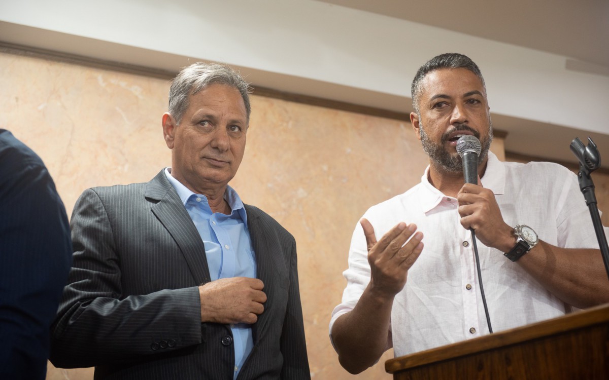 Maur&iacute;cio Ten&oacute;rio Cavalcanti toma posse como presidente do PRTB de Duque de Caxias - Divulga&ccedil;&atilde;o