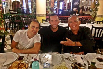 Nenê comenta sobre relação com Galvão Bueno e Felipe Massa: 'Morávamos no mesmo prédio'