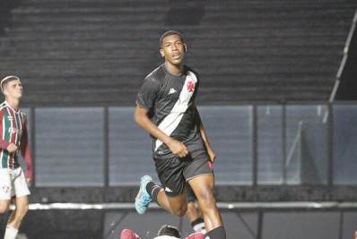 Além de Andrey Santos, Vasco sofre impasse em negociação com outra joia da base