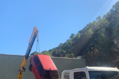 Prefeitura já removeu 528 carros das ruas desde as chuvas de fevereiro