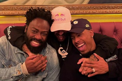 Pedro Scooby entrega Paulo André: 'Está solteiro'