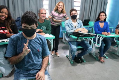 Ciug faz adaptações para formar aluno com deficiência