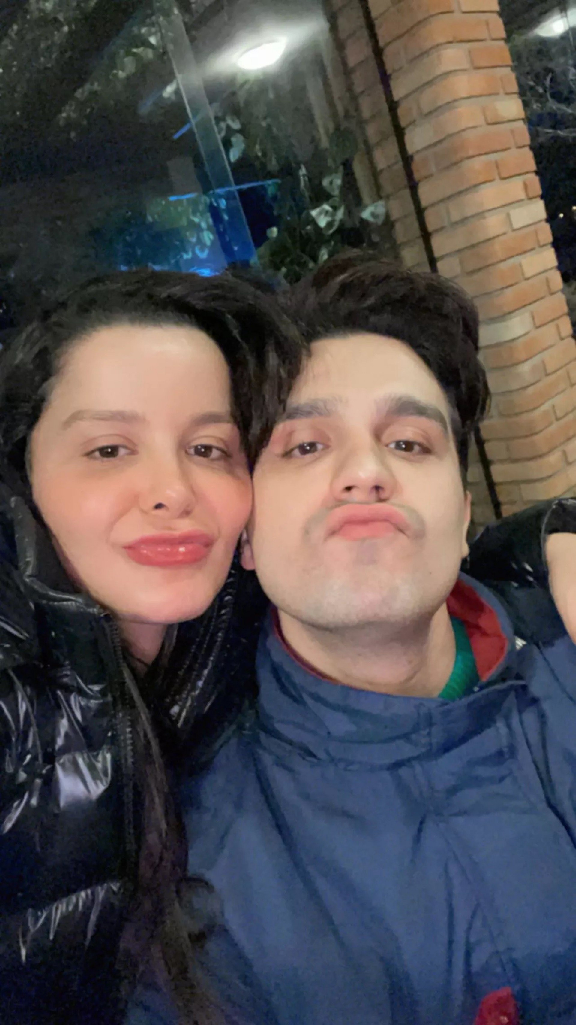 Maraisa e Luan Santana posam de rostinho colado - Reprodução Internet