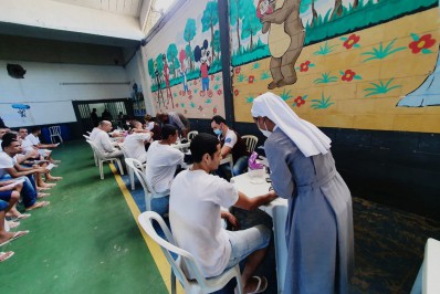 Ação promove mais de 800 atendimentos médicos em presídio de Magé