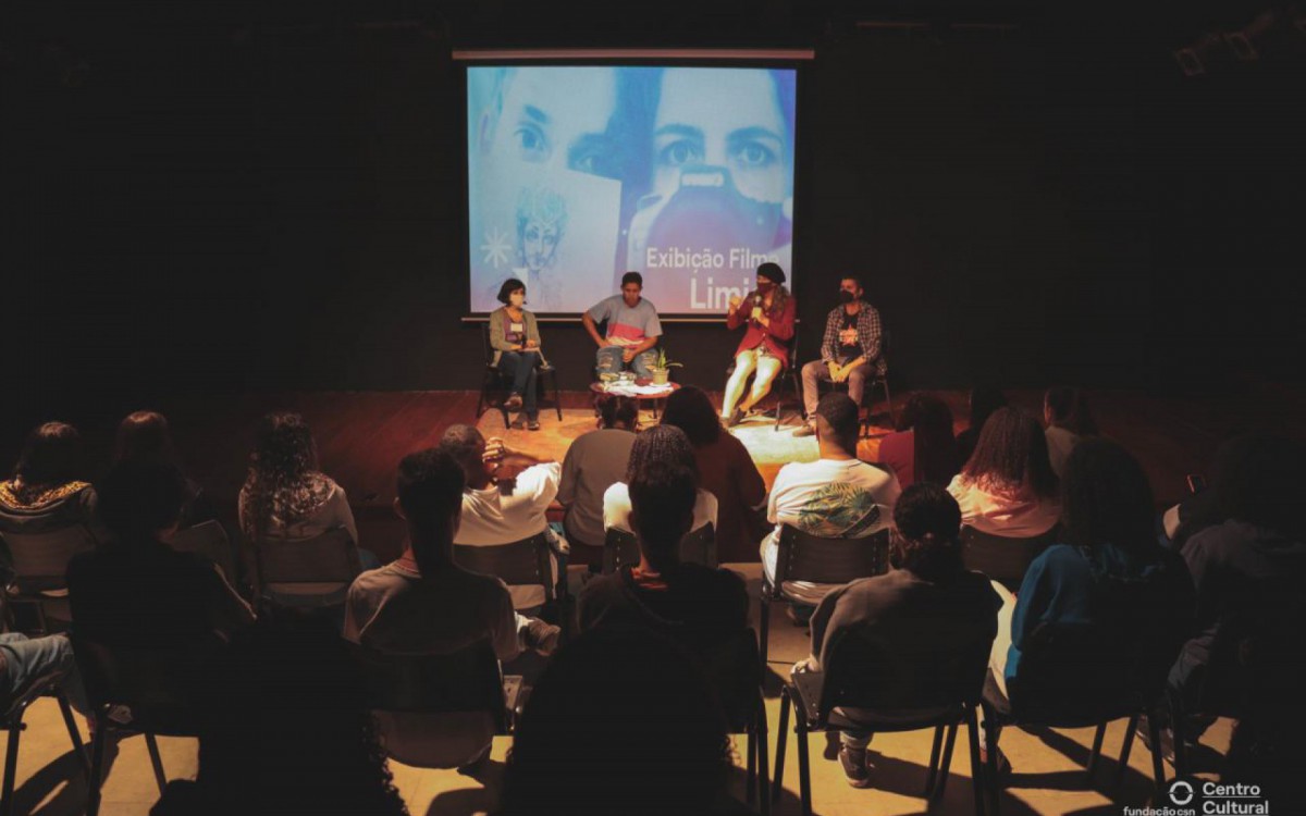 Estudantes de Volta Redonda assistiram a um filme e participaram de uma Roda de Conversa - Divulgação