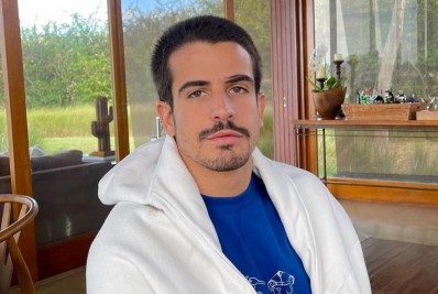 Enzo Celulari posta vídeo cantando e ganha elogios na web: 'Linda voz'