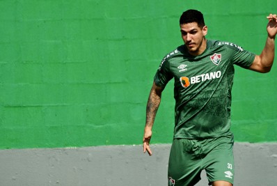 Fluminense estaria vivendo dilema sobre ofertas por Nino e Matheus Martins