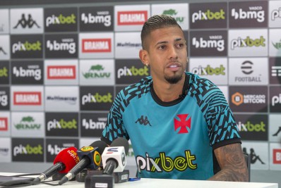 Weverton deve receber nova oportunidade no Vasco e se mostra preparado: 'Tenho total confiança'