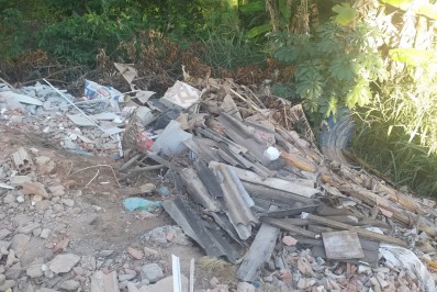 Fiscalização flagra descarte irregular de resíduos em Barra Mansa