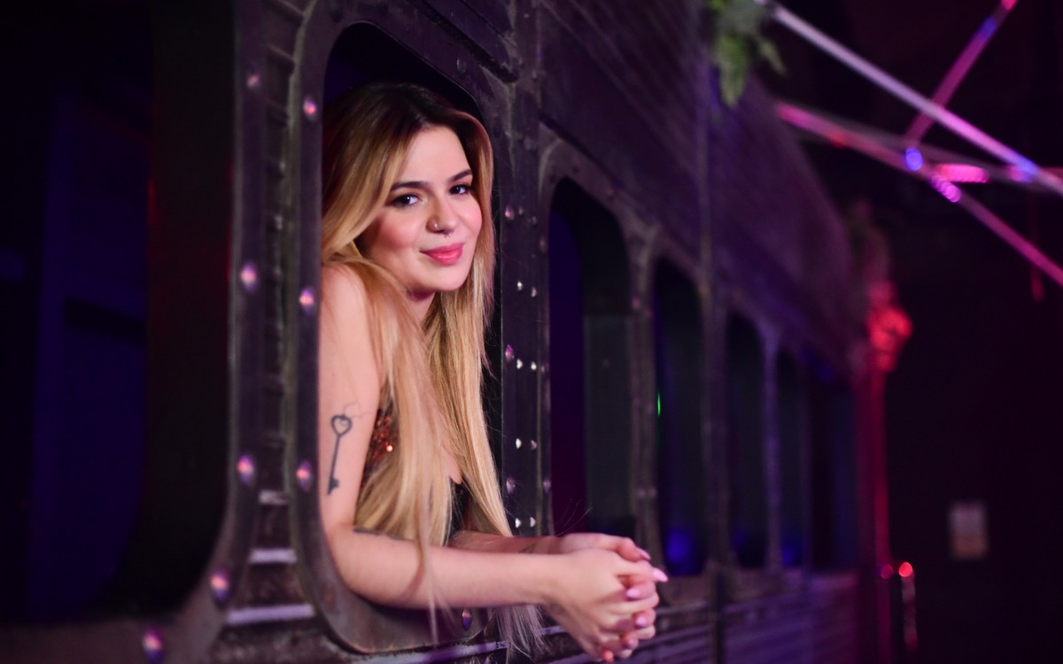 Ex Bbb Gabi Martins Grava Clipe Com Participação De Viih Tube E Mc