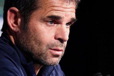 Treinador do time feminino do PSG é afastado após ser denunciado pelas jogadoras