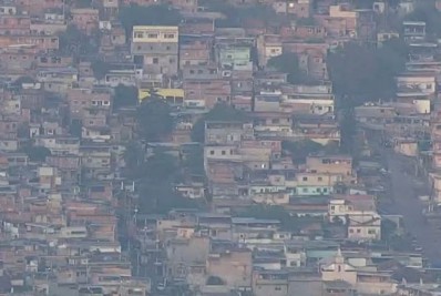 Mais de 10 escolas estão fechadas por conta da operação policial na Vila Cruzeiro
