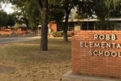 Ataque a tiros em escola do Texas mata 14 crianças e um professor em escola do Texas