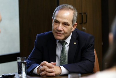 PEC 206, que estabelece a cobrança de mensalidade em universidades públicas, entra em votação nesta terça-feira