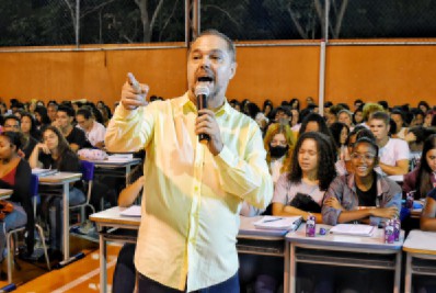 Prefeitura realiza aula inaugural da 7ª edição do Pré-Enem Popular Iara Iavelberg 2022