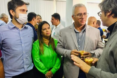 Autor de emenda que liberou R$ 1 milhão para saúde pública municipal visita Hospital São Vicente