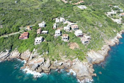 Justiça determina suspensão de construções no Pontal do Atalaia, em Arraial do Cabo