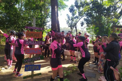 Moradores de Volta Redonda criam jardins às margens do Rio Paraíba do Sul