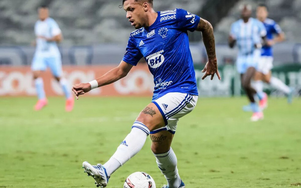 Daniel J&uacute;nior estava na mira do Botafogo