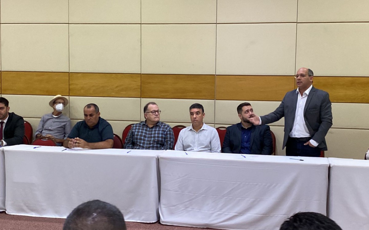 Prefeito de Arraial do Cabo, Marcelo Magno aposta no sucesso do cons&oacute;rcio