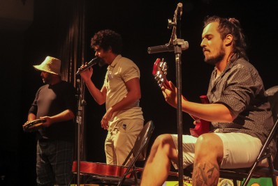 Show e sarau estão na programação da Toca do Guaiamum, em Barra de São João