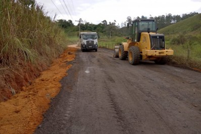 Prefeito de Barra do Piraí anuncia nova etapa do asfaltamento da estrada para Vargem Alegre