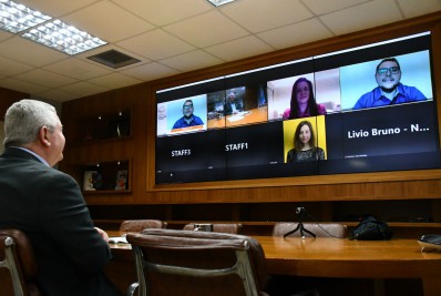 Axel Grael participa de evento com debate sobre recuperação econômica