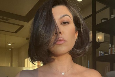 Kourtney Kardashian revela que médico a disse para ingerir esperma do marido para engravidar