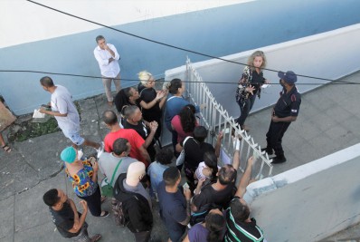 Segurados do INSS enfrentam novo adiamento, dessa vez causado pelo furto de cabos em agência na Praça da Bandeira