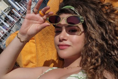 Solteira, Maisa faz desabafo nas redes sociais sobre pressão para namorar