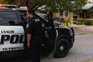 Atirador de massacre no Texas tinha histórico problemático