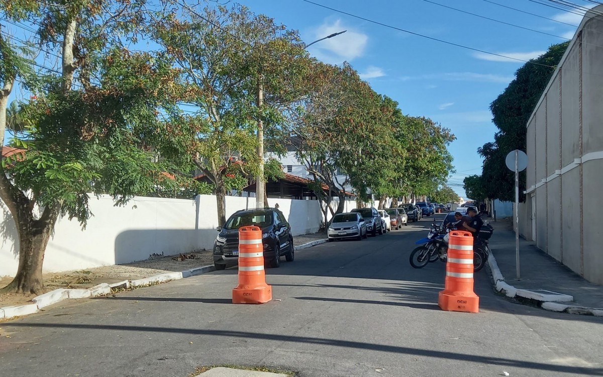 Forte esquema de policiamento no entorno do F&oacute;rum de S&atilde;o Pedro da Aldeia, na Regi&atilde;o dos Lagos do Rio