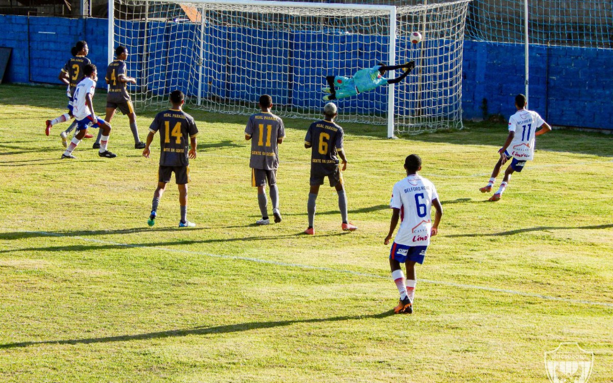 A equipe do SE Belford Roxo SUb-17 venceu o Real Para&iacute;so Futebol Clube, com o placar de 2 a 0, no Est&aacute;dio N&eacute;lio Gomes, em amistoso preparat&oacute;rio para o Estadual