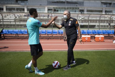 Seleção brasileira faz 1º treino em Seul sem finalistas da Liga dos Campeões