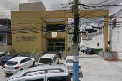 Polícia prende dupla em flagrante com aparelhos celulares furtados em Nilópolis