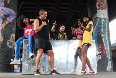 Viradão Cultural em Madureira tem roda de samba e baile charme neste sábado