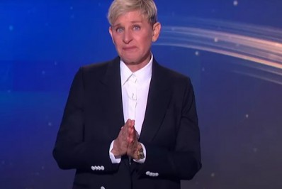 Ellen DeGeneres encerra programa de auditório após 19 anos