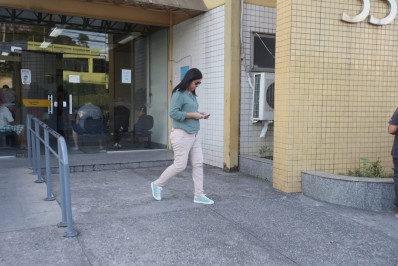 'Nada ficará oculto', diz mãe de jovem que pode ter sido envenenada pela madrasta