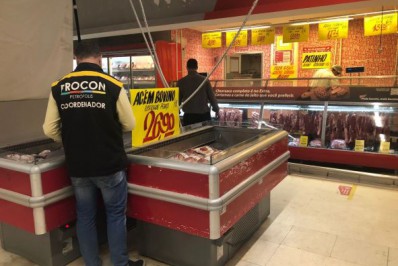 Procon fiscaliza reforma de supermercado no bairro Quitandinha