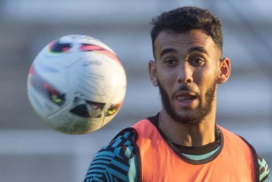 Após ser substituído por enjoo contra o Brusque, atacante do Vasco marca em jogo-treino