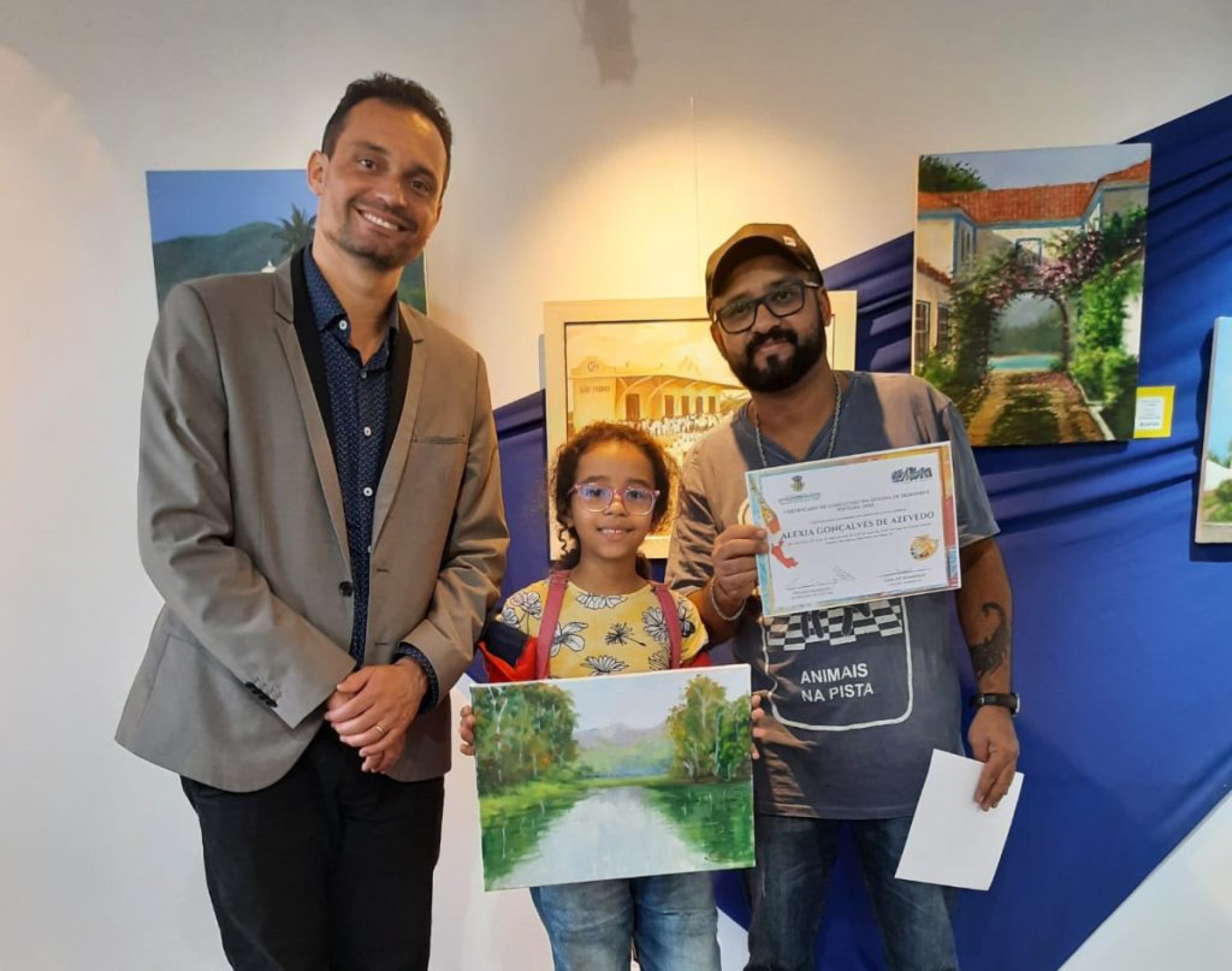 Exposição de quadros busca enaltecer o patrimônio cultural de São Pedro da Aldeia - ASCOM de São Pedro da Aldeia