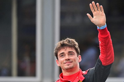 Em dobradinha da Ferrari, Leclerc conquista a pole do GP de Mônaco