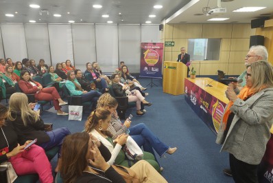 Conferência Nacional de Vereadoras reúne parlamentares em Brasília