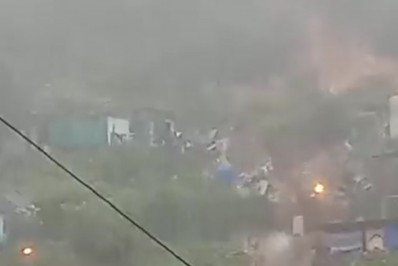 Após forte temporal, número de mortos em deslizamentos sobe para 44