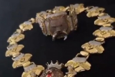 Doca: Urso da Penha é conhecido por assassinatos e assistencialismo