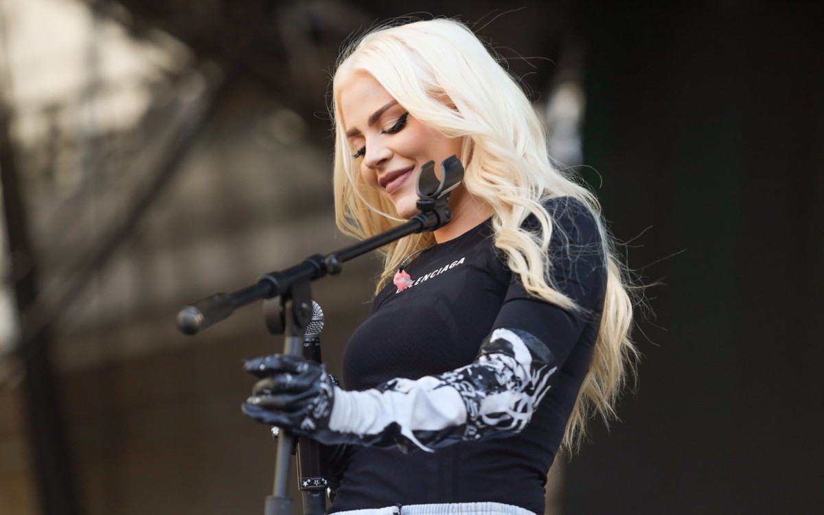 Luisa Sonza se apresenta na Virada Cultural de S&atilde;o Paulo